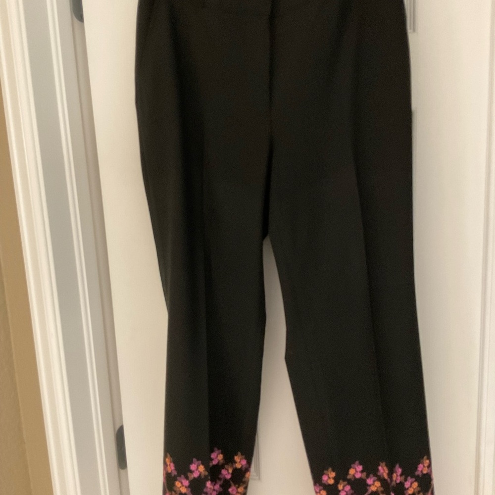 Karen Kane Embroidered Cropped Black Pants